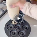 Aparat de făcut gogoși – video